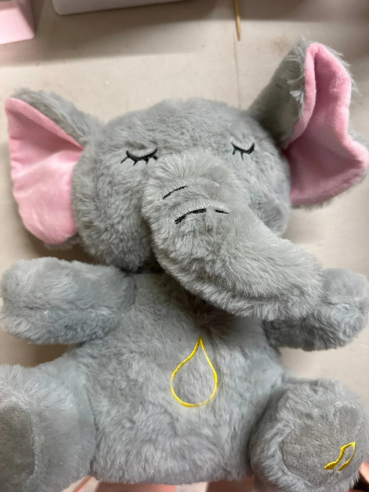 EFDA9D39-3D0D-4CB3-B6E6-36AB5D559A7E - DreamHug™